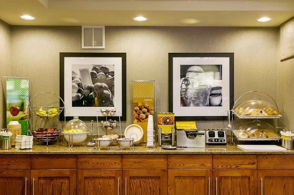 Hampton Inn Fort Collins Esterno foto